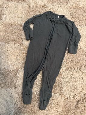 Brave Little Ones Ribbed Zip Romper in Blue 3/6